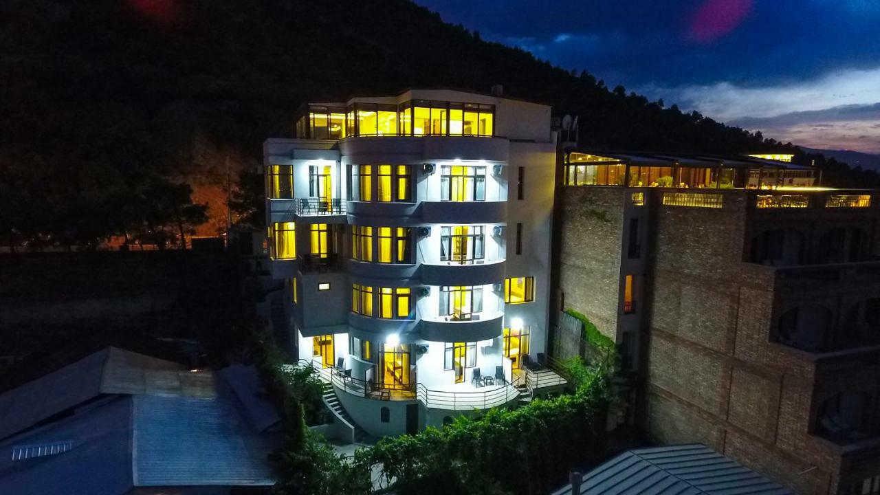 Vista Hotel Tbilisi Zewnętrze zdjęcie